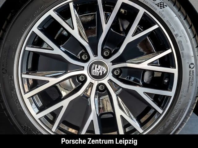 Porsche Taycan 4 Cross Turismo