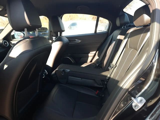 Alfa Romeo Giulia Q4 TI Turbo