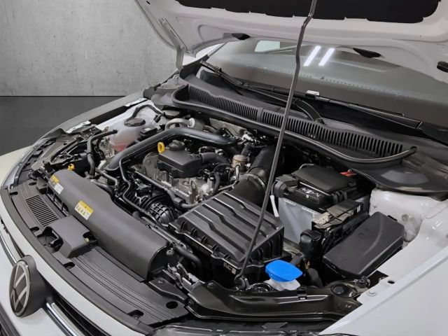 Volkswagen Polo 1.0 TSI DSG R-Line