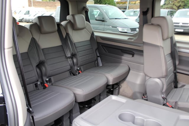 Volkswagen Multivan 2.0 TDI DSG Lang Life