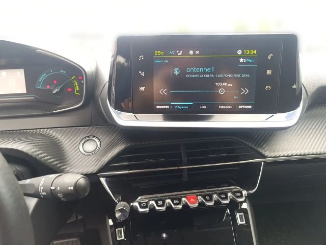 Peugeot E-2008 Allure Pack