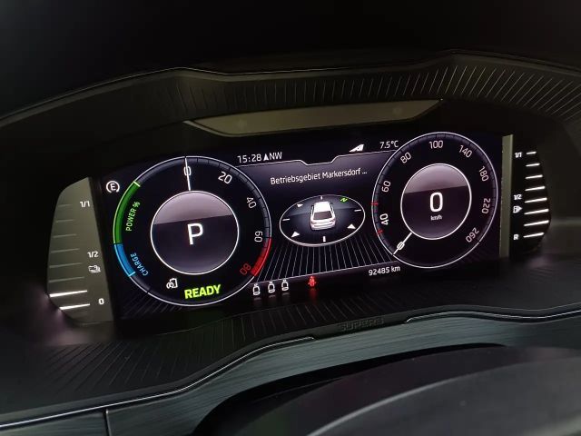 Skoda Superb PlugIn-Hybrid Style Style