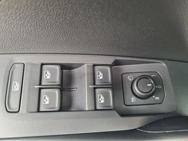 Volkswagen T-Cross 4Me TSI