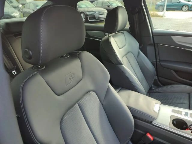 Audi S6 Quattro Sedan