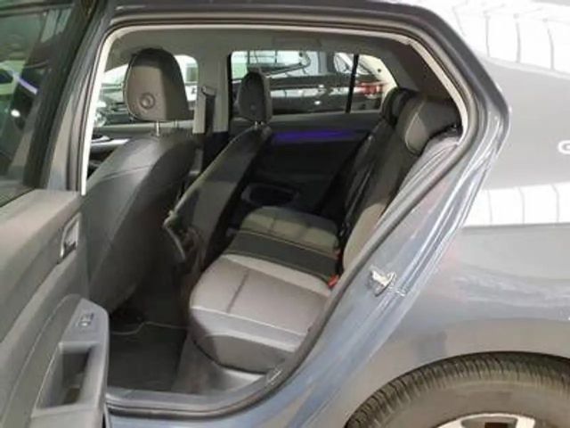 Volkswagen Golf 2.0 TDI DSG Golf VIII