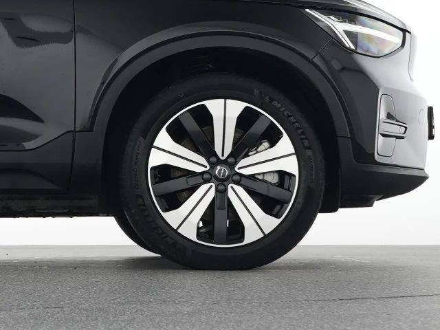 Volvo XC40 AWD Plus Recharge Twin Engine