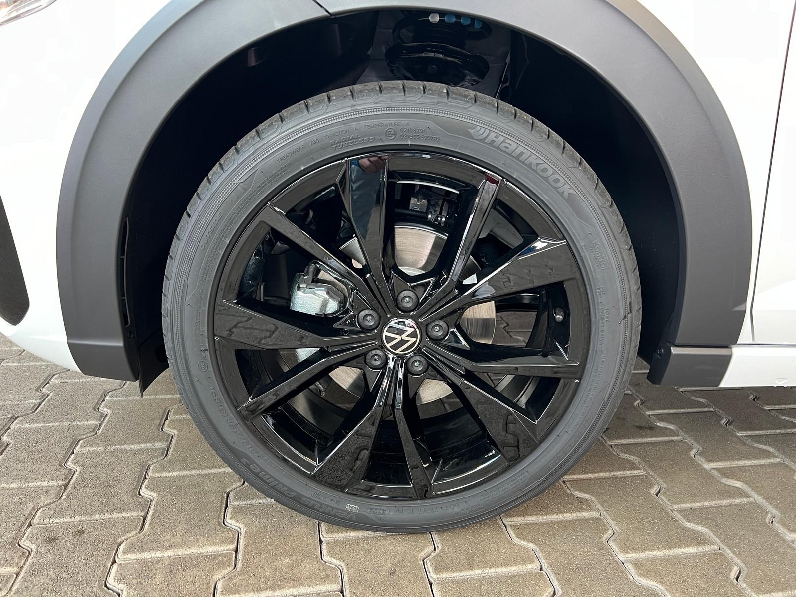 Volkswagen Taigo IQ.Drive R-Line Style