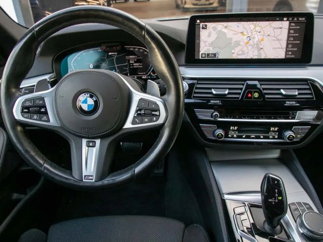 BMW 530 530e M-Sport Touring