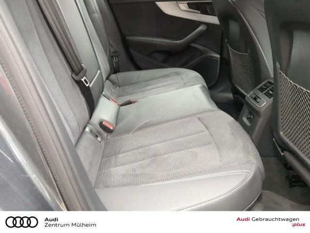 Audi A4 35 TDI Avant S-Line