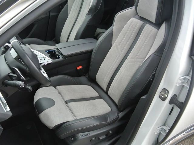 Peugeot 3008 EAT8 GT-Line Hybrid4