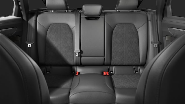 Audi A6 Avant Quattro S-Tronic