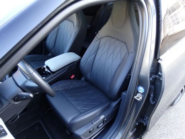 Ford Explorer AWD Premium