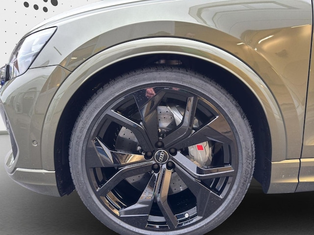 Audi RS Q8 Performance Quattro