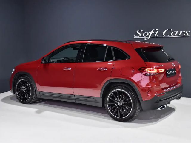 Mercedes-Benz GLA 250 AMG Line Designo