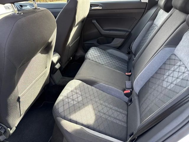 Volkswagen Polo 1.0 TSI DSG R-Line