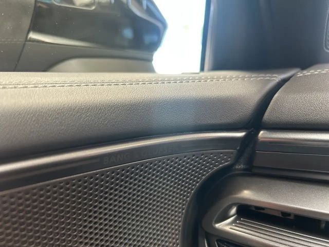 Audi A6 Avant Quattro S-Tronic