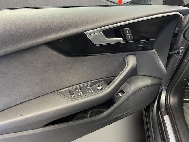 Audi A4 40 TFSI Avant S-Line S-Tronic