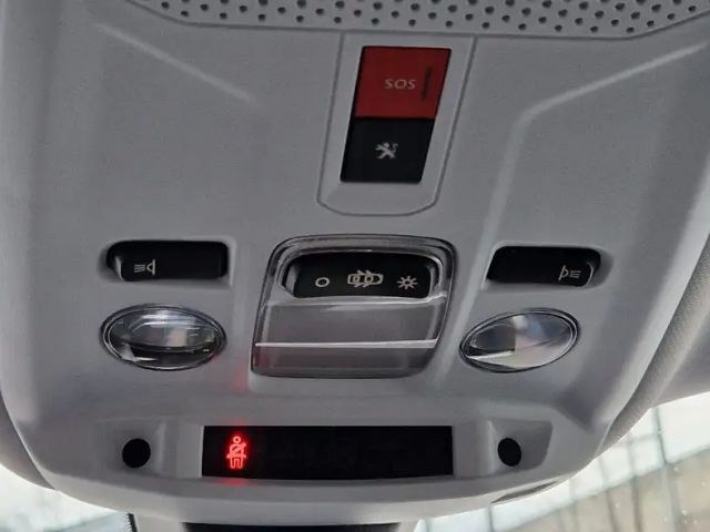 Peugeot E-2008 Active Pack