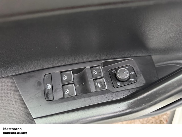 Volkswagen Polo 1.0 TSI DSG R-Line