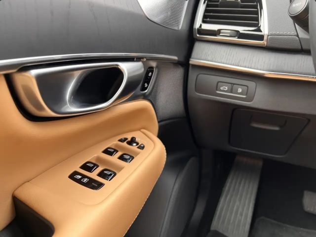 Volvo XC90 AWD Dark T8 Ultimate