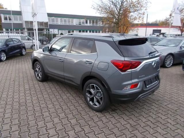 SsangYong Korando Quarz 1.5T LED, Navi, Keyless, Aku 18"