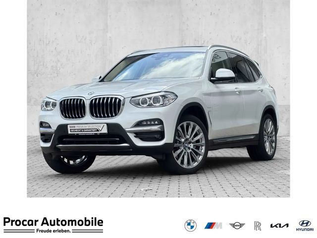 BMW X3 xDrive30e