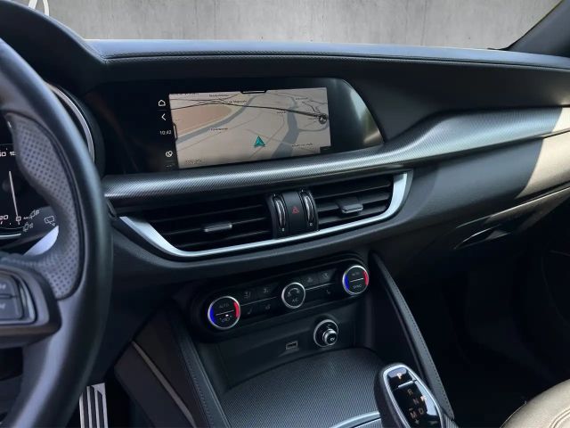 Alfa Romeo Stelvio Q4 Veloce