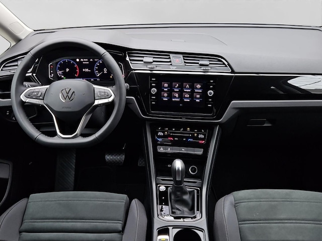 Volkswagen Touran 1.5 TSI DSG Highline