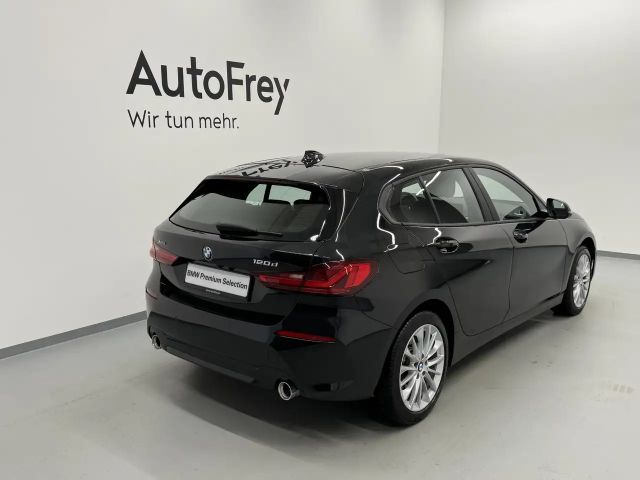 BMW 120 120d xDrive