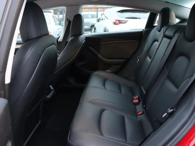 Tesla Model 3 AWD Long Range