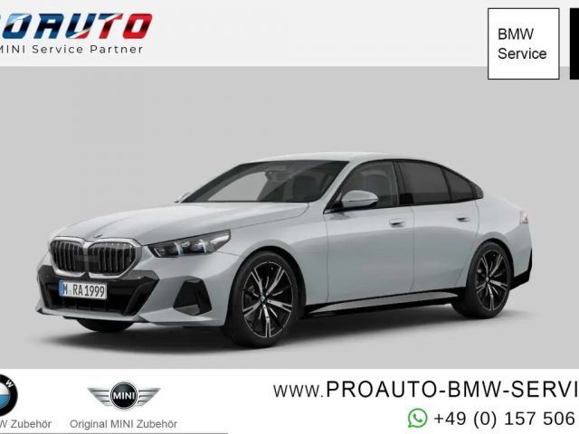 BMW 520 520i M-Sport Sedan