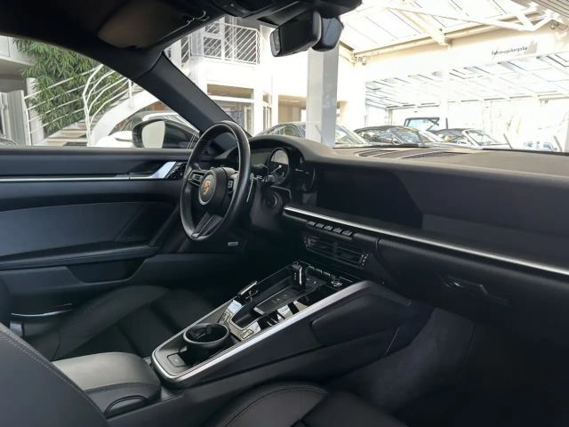 Porsche 992 4S Coupé