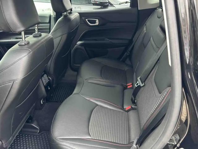 Jeep Compass Altitude Hybrid