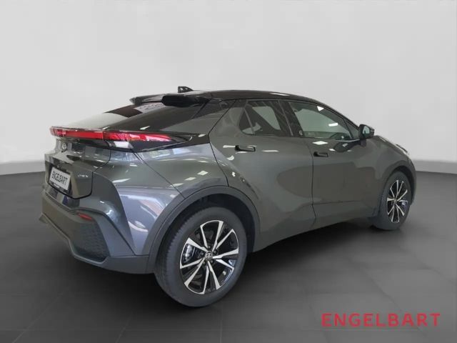 Toyota C-HR Team D