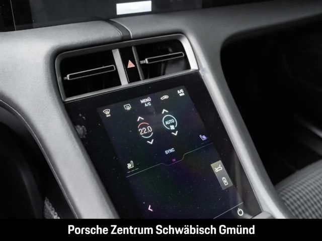 Porsche Taycan 4 Cross Turismo