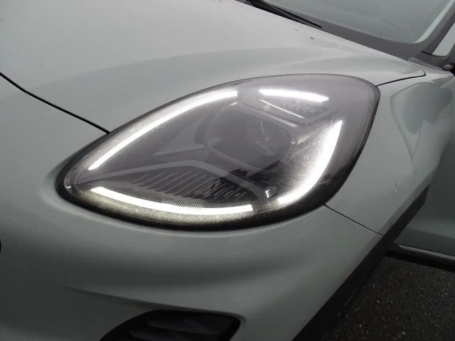 Ford Puma EcoBoost Titanium