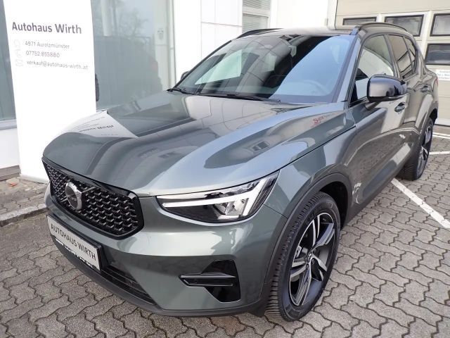 Volvo XC40 Dark Plus