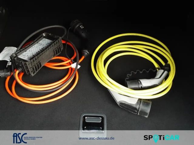 Peugeot 3008 N GTPK HY225EAT8 Navi, SHZ,Kamera,FocalSound,ACC S