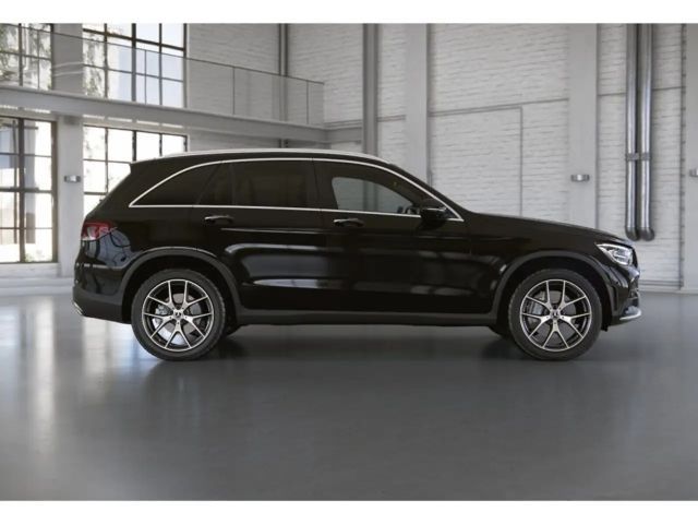 Mercedes-Benz GLC 300 4MATIC AMG Line