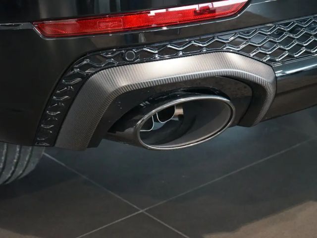 Audi RS Q8 Performance