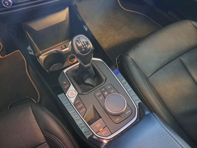 BMW 118 118i Luxury Line Sedan