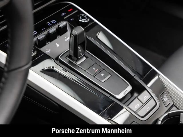 Porsche 992 4 Cabrio Carrera GTS