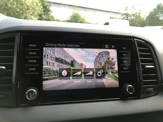 Skoda Karoq 1.5 TSI Sportline