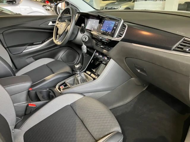 Opel Grandland X 1.2 Turbo