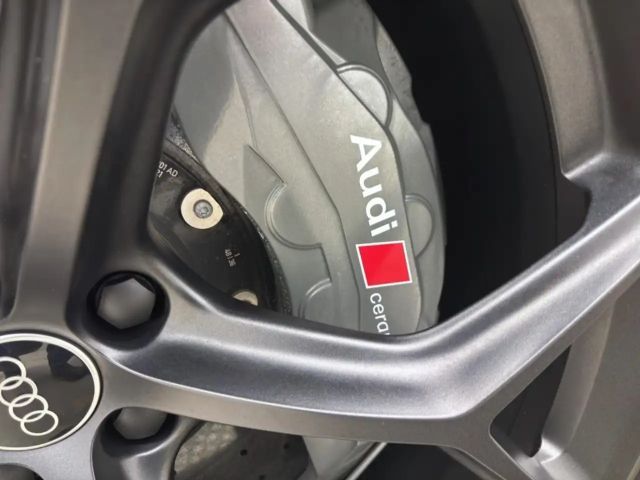 Audi RS6 Avant Performance Quattro