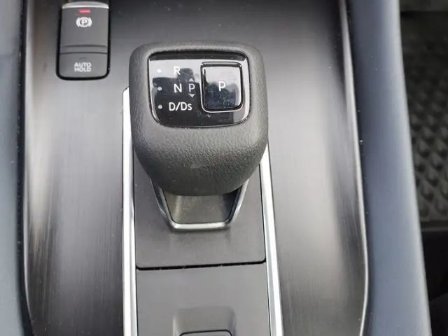 Nissan Qashqai Premiere Edition AT PGD