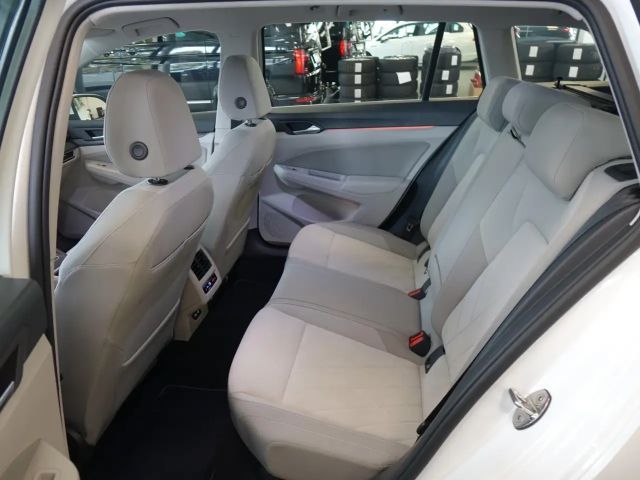 Volkswagen Golf 1.5 TSI Style Variant