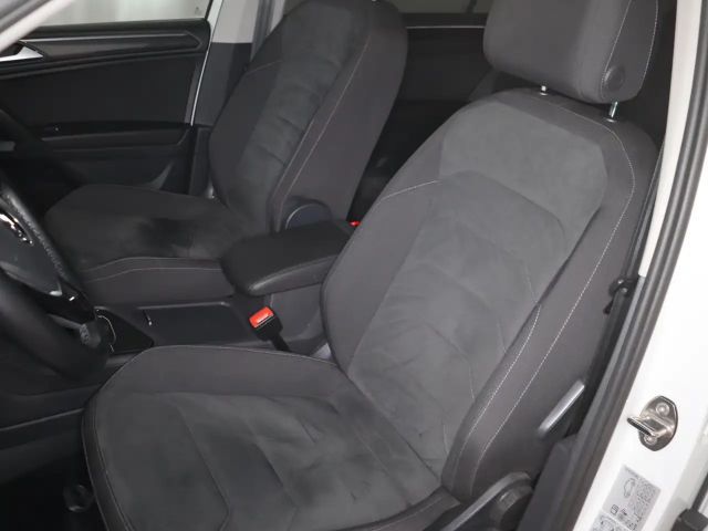 Volkswagen Tiguan Allspace DSG R-Line Style