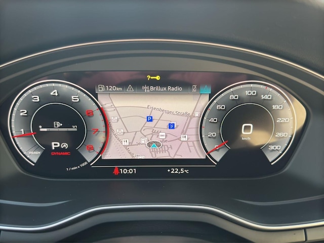 Audi A4 40 TFSI Avant S-Tronic