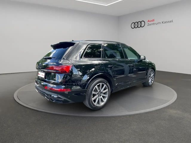 Audi Q7 55 TFSI Quattro S-Line